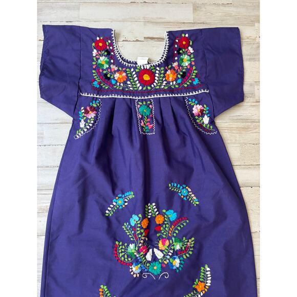 Girls Purple Embroidered Dress - Size 10 - Excellent Condition - Picture 2 of 3